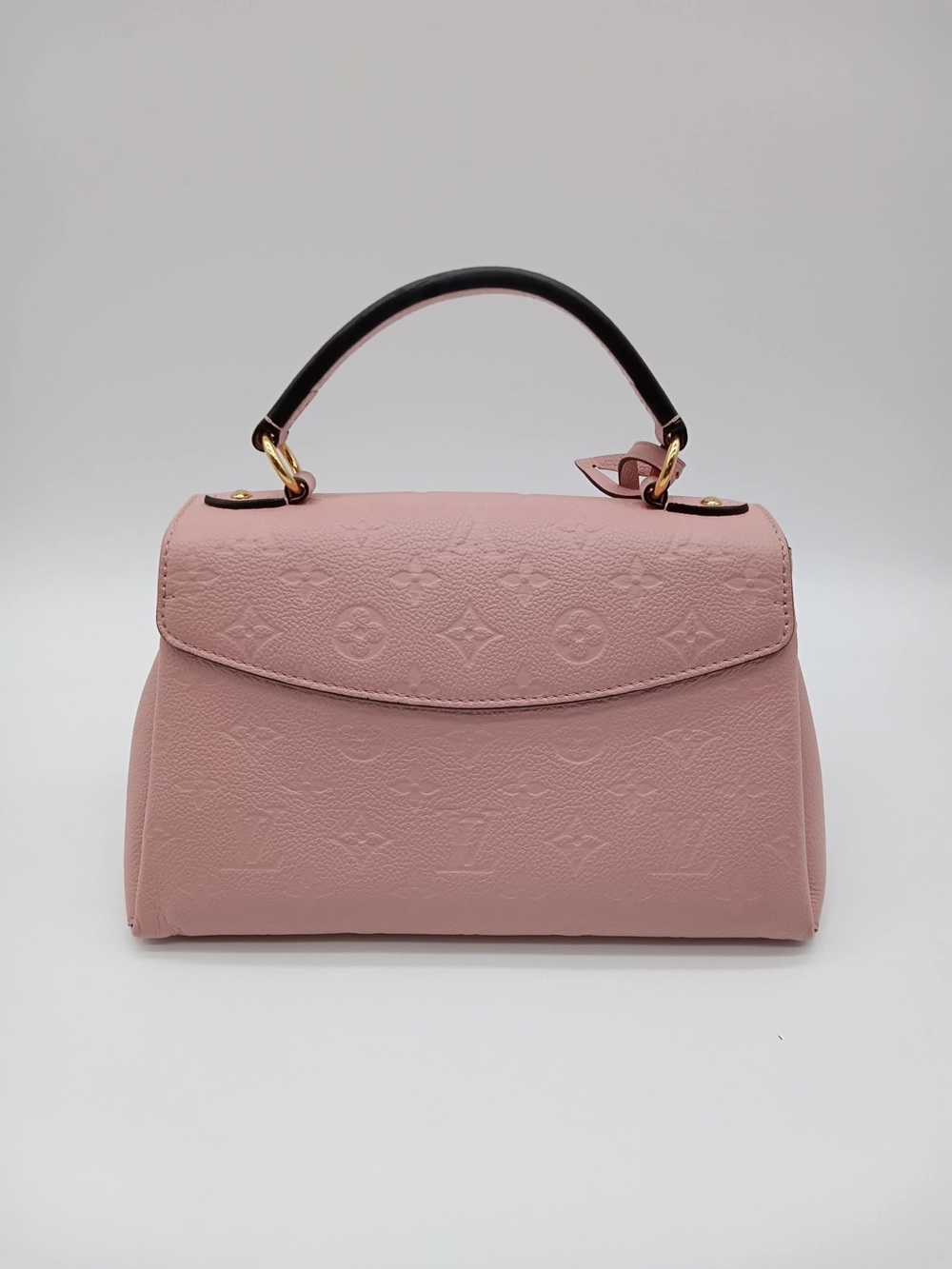 Lv George - Picture 2 of 10